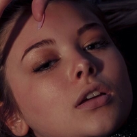 Lana Lea Nøgen