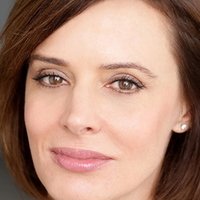 Lara Harris Nøgen