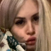 Latinmonique Nøgen