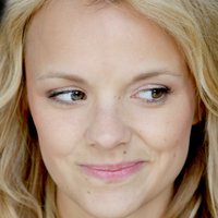 Laura Aikman Nøgen