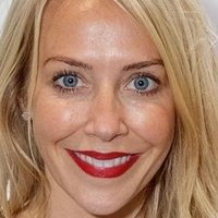 Laura Hamilton Nøgen