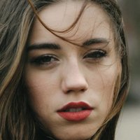 Laura Kokinova Nøgen