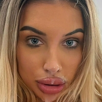 Laura Mezyk Nøgen