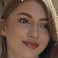 Laura Michelle Maske Nøgen