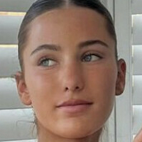 Laura.mjj Nøgen