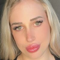 lauravonseethal Nøgen