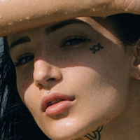 Lavishsuicide Nøgen