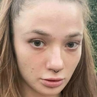 layla_role Nøgen