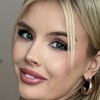 Layla Roo Nøgen