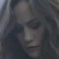 Leah Huebner Nøgen