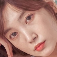 Lee Haein Leezy Nøgen