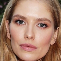 Lena Perminova Nøgen
