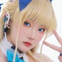 Leo_aoi Nøgen