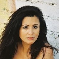 Lesa Torres Nøgen