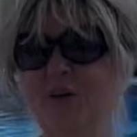 Lesley Banks Nøgen
