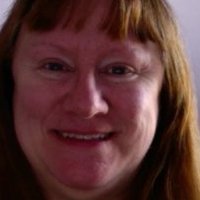 Leslie Ryan Nøgen