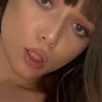 LeslieShay Nøgen