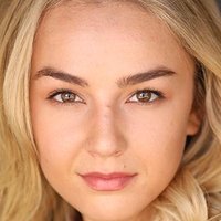 Lexi Ainsworth Nøgen