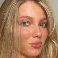 Lexi Kaizer Nøgen