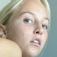 Lialynnx Nøgen