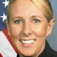 Lieutenant Bella Lexi Nøgen