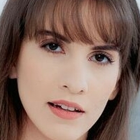 Lili Charmelle Nøgen