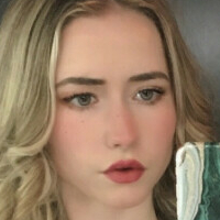 Lilianabloom Nøgen