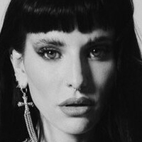 Lilith Czar Nøgen