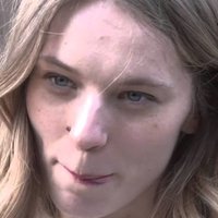 Lilith Stangenberg Nøgen
