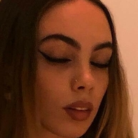 Lily Malouf Nøgen