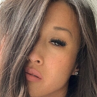 Lily Nguyen Nøgen