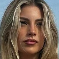 Lily Rowland Nøgen