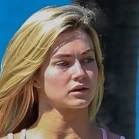 Lindsay Arnold Cusick Nøgen