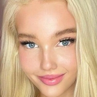 Linsey Donovan Nøgen