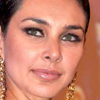 Lisa Ray Nøgen