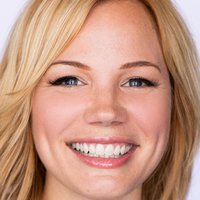 Lisa Schwartz Nøgen