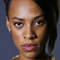 Liza Martines Nøgen