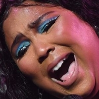 Lizzo Nøgen