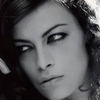 Loredana Damato Nøgen