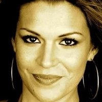 Luchana Gatica Nøgen
