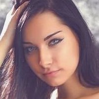 Lucy Becker Nøgen