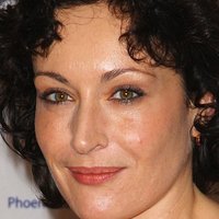 Lucy Cohu Nøgen