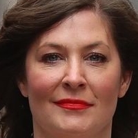 Lucy Horobin Nøgen