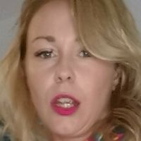 Lucy Lauren Nøgen