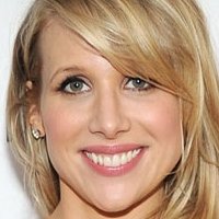Lucy Punch Nøgen