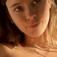 Lucy12821 Nøgen