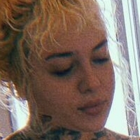 Lulu Avalloni Nøgen