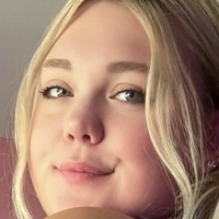 Lxves Nøgen