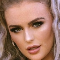 Lycia Rutter Nøgen