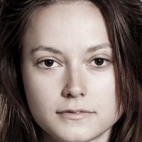 Lydia Wilson Nøgen